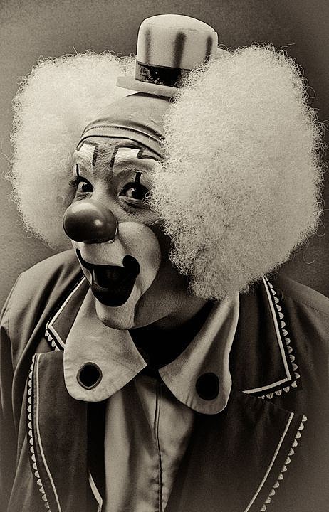 clown (1).jpg